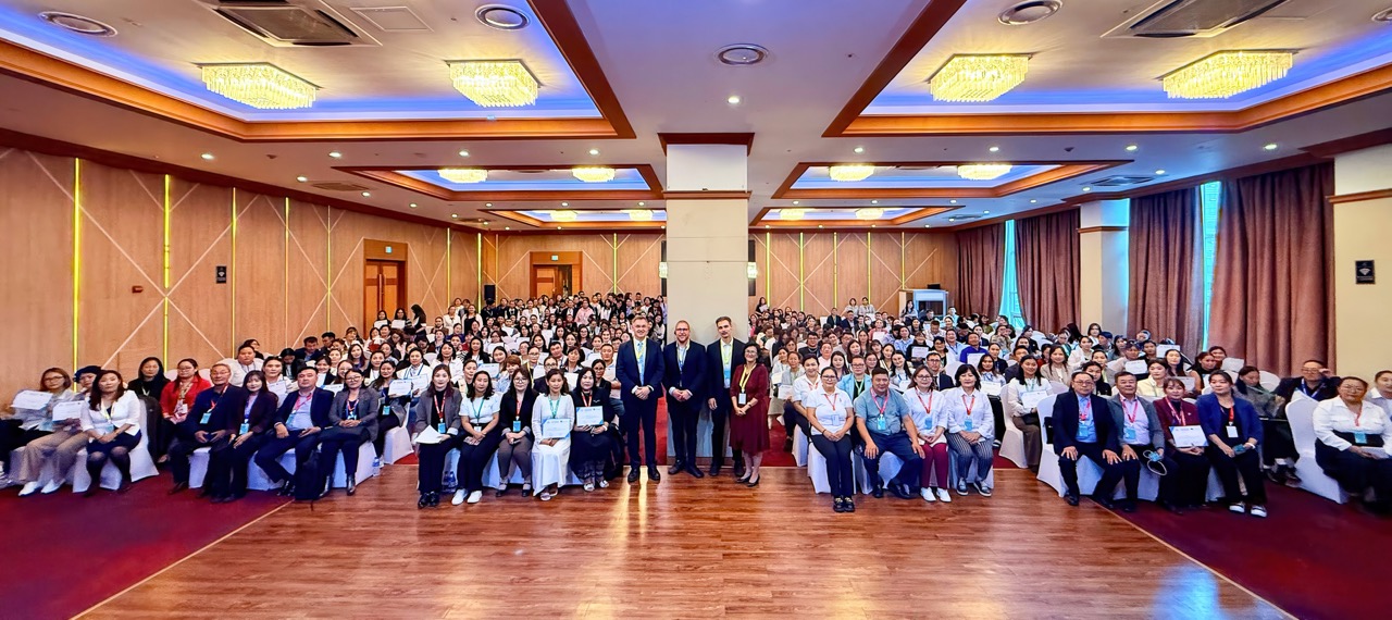 Trainers and training participants in Ulaanbaatar